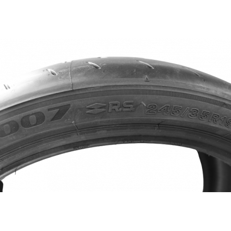Bridgestone potenza S007 245/35/19 93Y