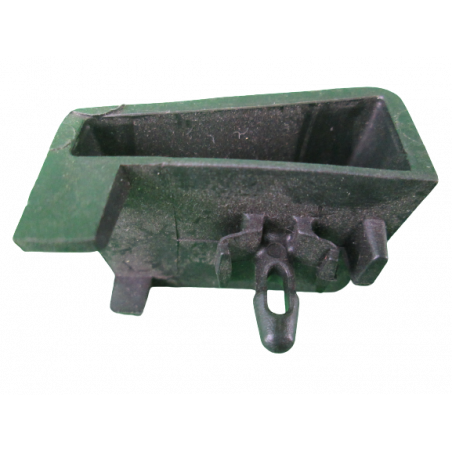 Entretoise habillage pour fixation support autoradio Twingo 2 RS